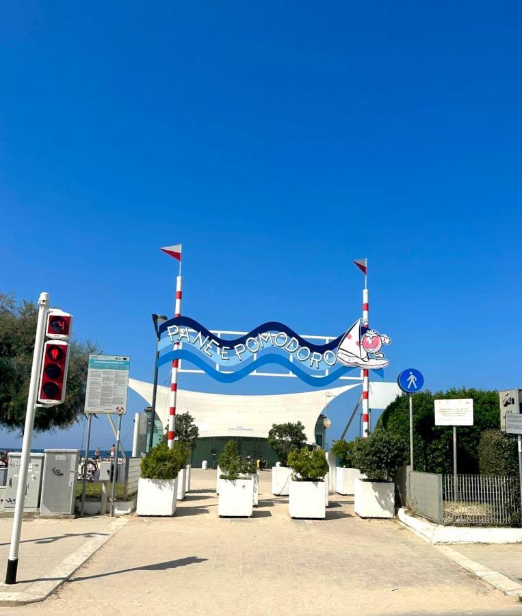 Next Stop: Bari Zewnętrze zdjęcie